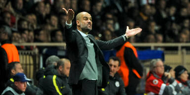 Wut-Pep schimpft über Spielball