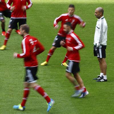 Guardiolas 1. Bayern-Training