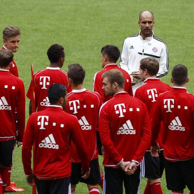 Guardiolas 1. Bayern-Training