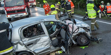 Studentin (22) stirbt bei Frontalcrash 