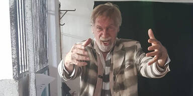 Peter Rapp als H&auml;ftling in Pizzera-und-Jaus-Video