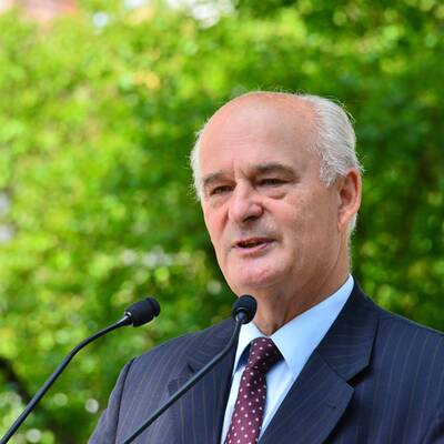 Peter Alexander-Platz enthüllt