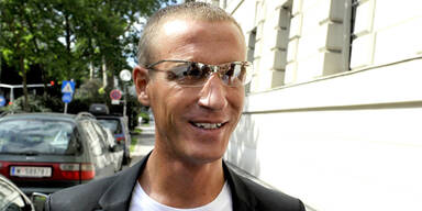 Petzner arbeitet als Kommunikations-Berater