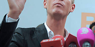 Bucher, Petzner bleiben orange