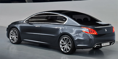 Zahlreiche serienreife Hybridautos in Genf