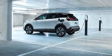 Peugeot 508 und 3008 mit Plug-in-Hybrid
