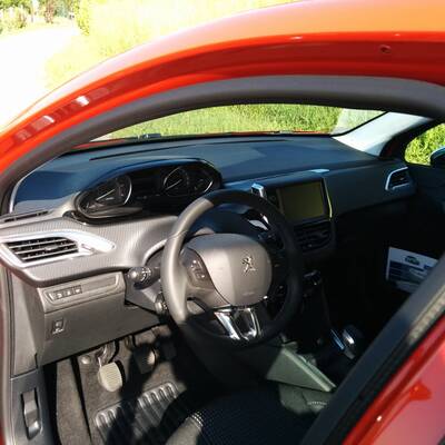 Peugeot 208 (Facelift)