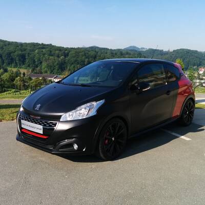 Peugeot 208 (Facelift)