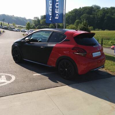 Peugeot 208 (Facelift)