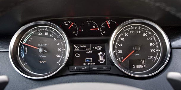 Peugeot bringt den 508 Hybrid4 in den Handel