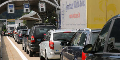 Pfingstverkehr: Stau-Chaos am Freitag