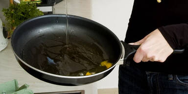 Pfanne am E-Herd - Mann gerettet