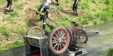 Pferdekutsche stürzte in Bach: Tier tot