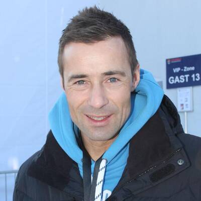 Stars bei der Abfahrt auf der Streif