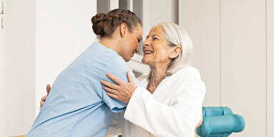 Justiz lie&szlig; Pflegerin (44) weiter klauen