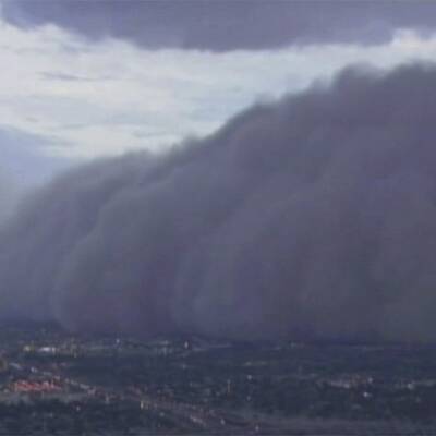 Mega-Sandsturm fegt über Phoenix