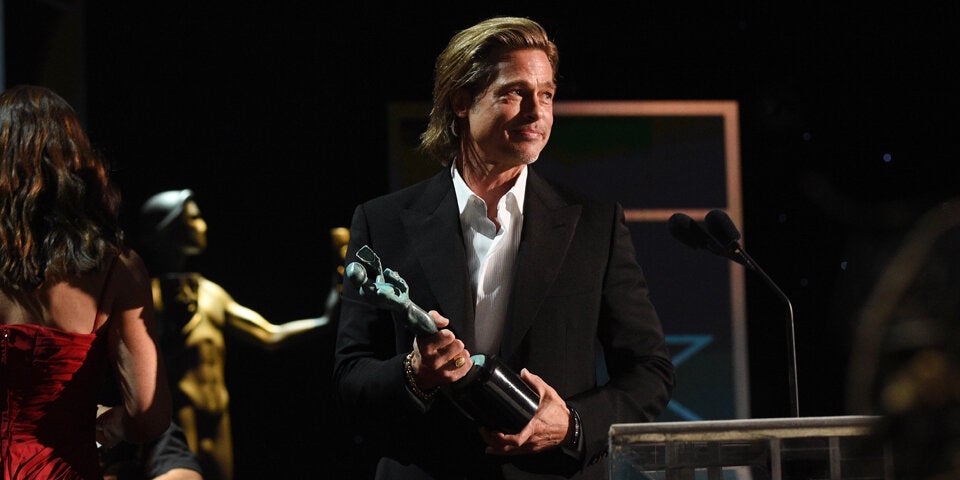 Händchen halten, grinsen: Aniston & Pitt beim Turteln erwischt