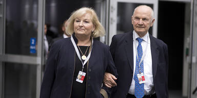 Ex-WV-Chef Piëch mit Dame