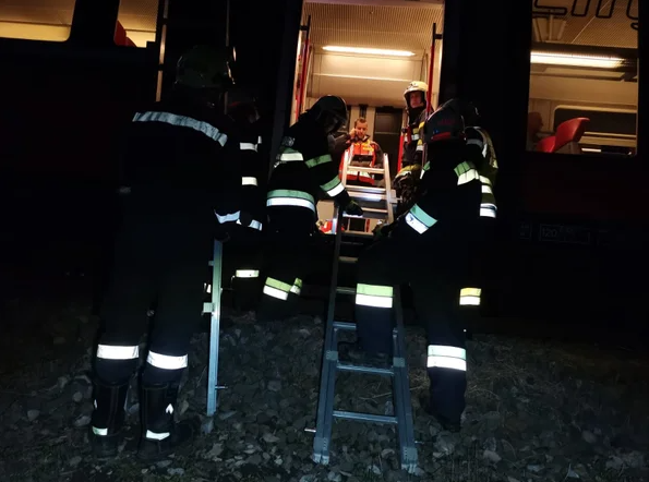 Pkw in der Steiermark mit Zug kollidiert