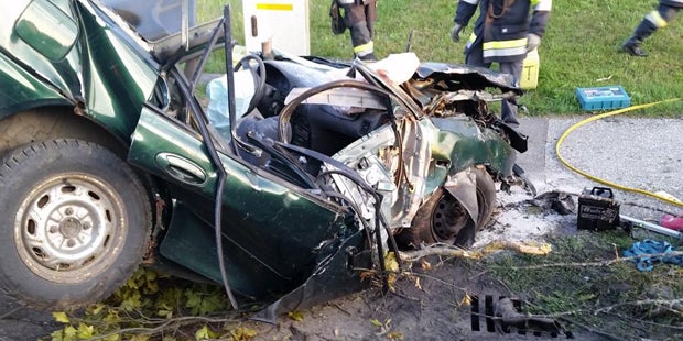 35-Jähriger stirbt bei Auto-Überschlag