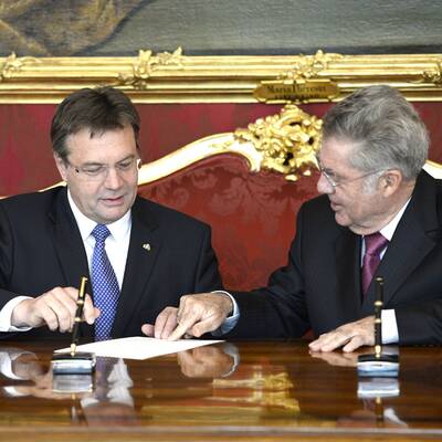 Platter wollte Originalurkunde stibitzen