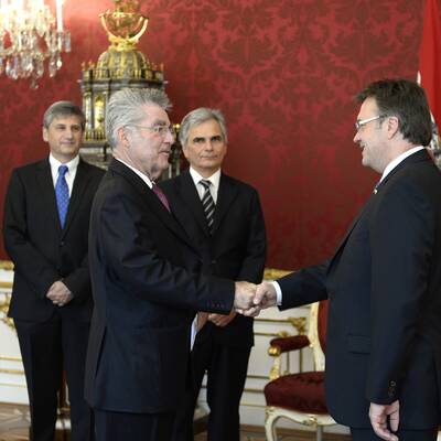 Platter wollte Originalurkunde stibitzen