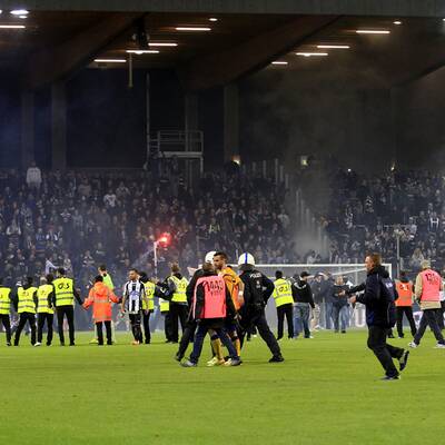 Die Bilder zum Platzsturm in St. Pölten