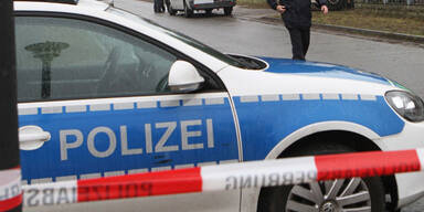 Polizist erschie&szlig;t nackten Angreifer