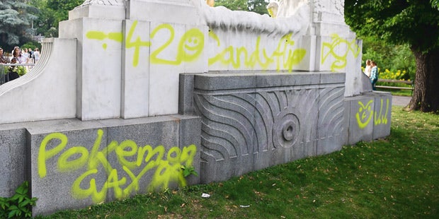 Spray-Aktion von Pokémon-Hassern?