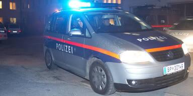 Sex-Attacke: Frau an Haltestelle brutal überfallen