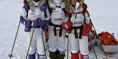 Polarforscher stecken in der Arktis fest