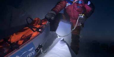 Polarforscher stecken in der Arktis fest