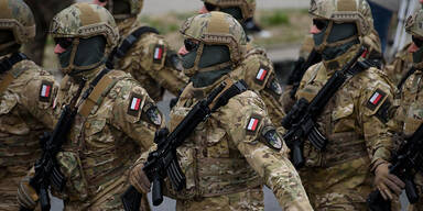 Polen schickt die M&auml;nner zum Milit&auml;training