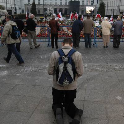 Kerzenmeer in Warschau