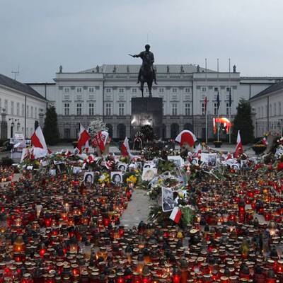 Kerzenmeer in Warschau