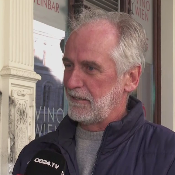 Antifa: Erneuter Farbanschlag auf Wiener Wein-Bar | Heinz Pollischansky