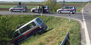 A4: Verletzte bei Kollision mit Polizei-Bus