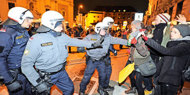16.000 Polizisten im Einsatz verletzt