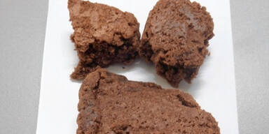 Bub (3) a&szlig; Cannabis-Kuchen - Spital