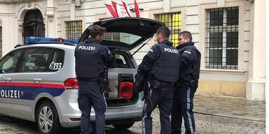 J&auml;ger sorgt f&uuml;r Polizei-Einsatz bei Ministerium