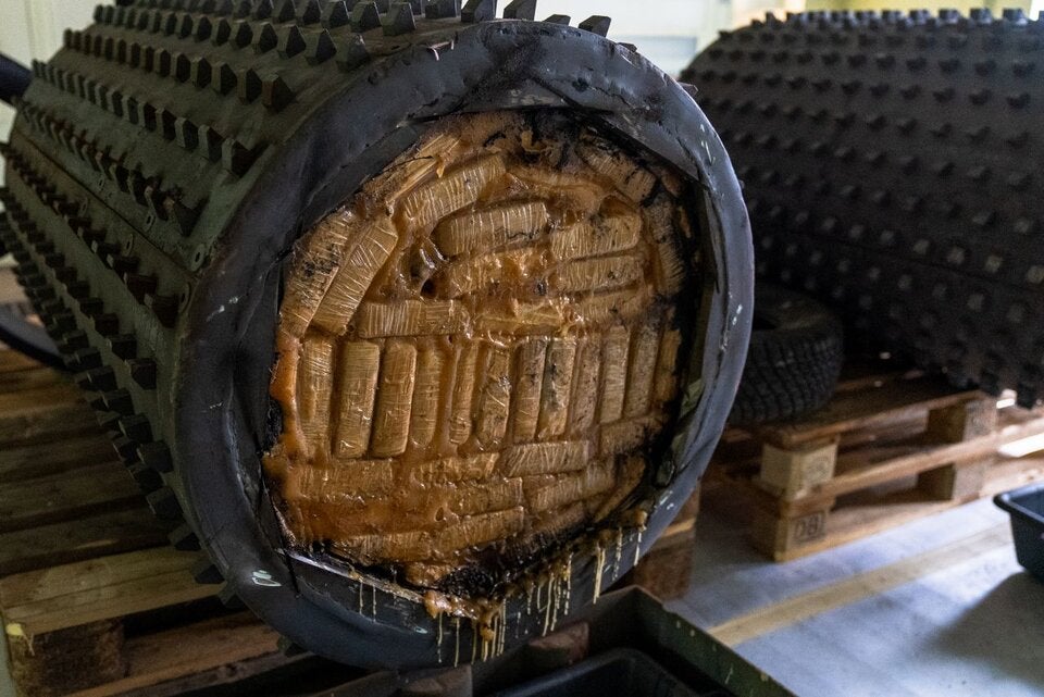 Hunderte Kilo Koks in Baumaschine entdeckt