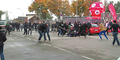 Polizei schuld an Derby-Krawallen