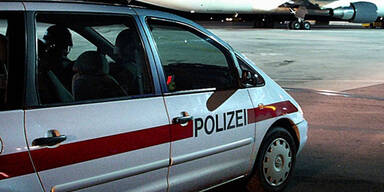 polizei_flughafen_apa_cobra-Posch