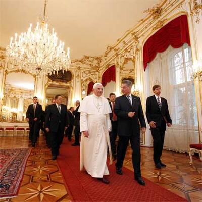 papst_hofburg04_apa