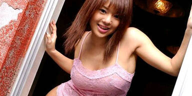 Pornostar macht Aufkl&auml;rung in China