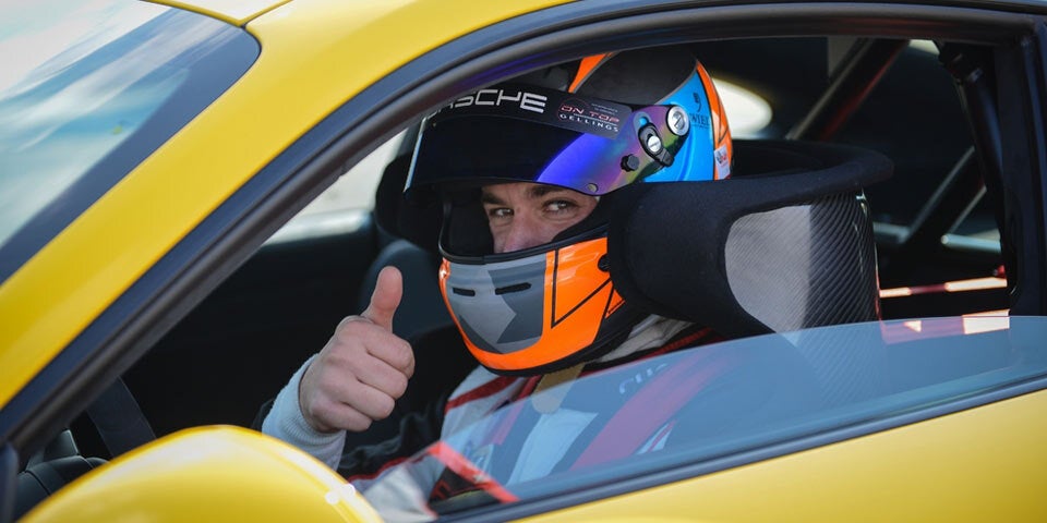 Neuer 911 GT3 mit Fabelzeit auf der Nordschleife