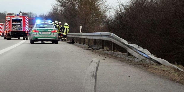 Porsche flog 50 Meter durch die Luft