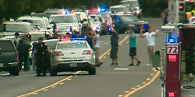 Mann erschießt Schüler in Highschool