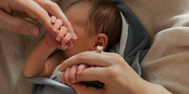 Jungvater Posch zeigt 1. Baby-Foto: So süß ist sein Sohn Romeo
