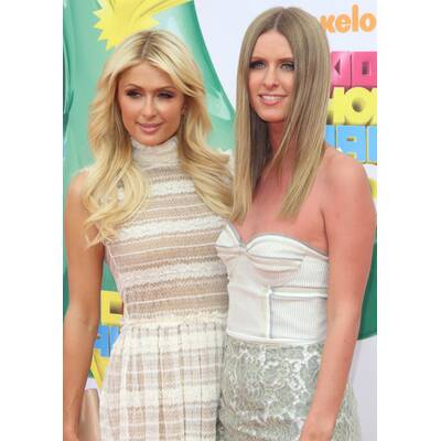 Promi-Schwestern mit Modelinie